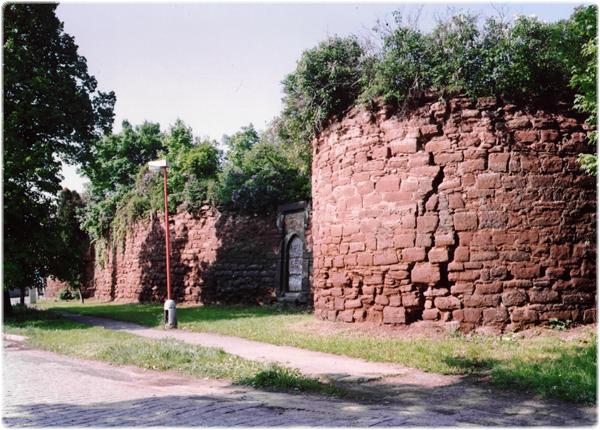hradby